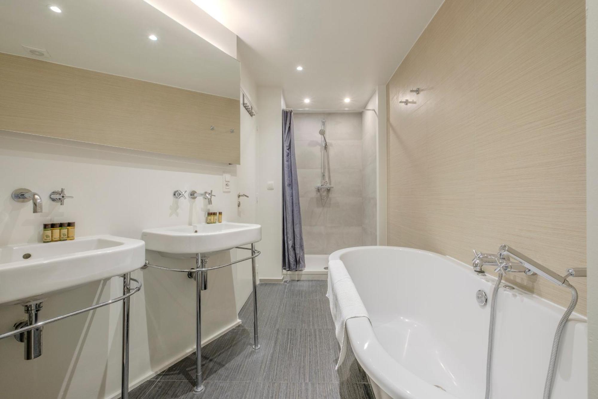 The Parliament Flats Apartment Brussel Bagian luar foto